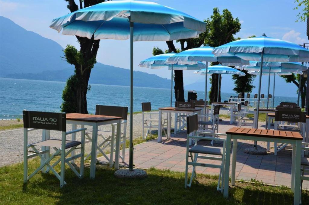 Camping Italia 90 Caravans Домазо Екстер'єр фото