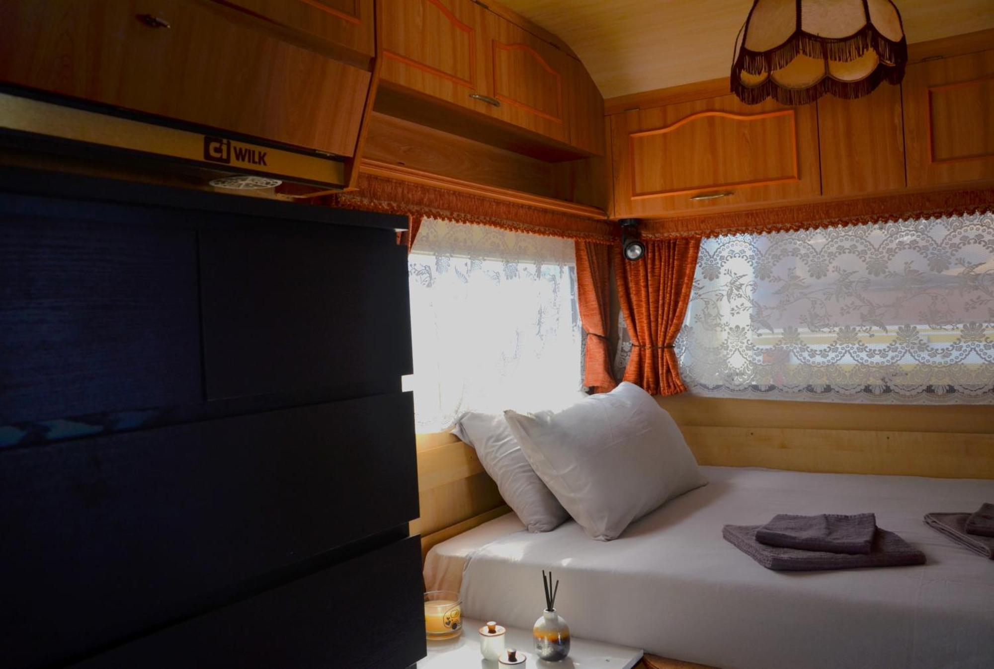Camping Italia 90 Caravans Домазо Екстер'єр фото